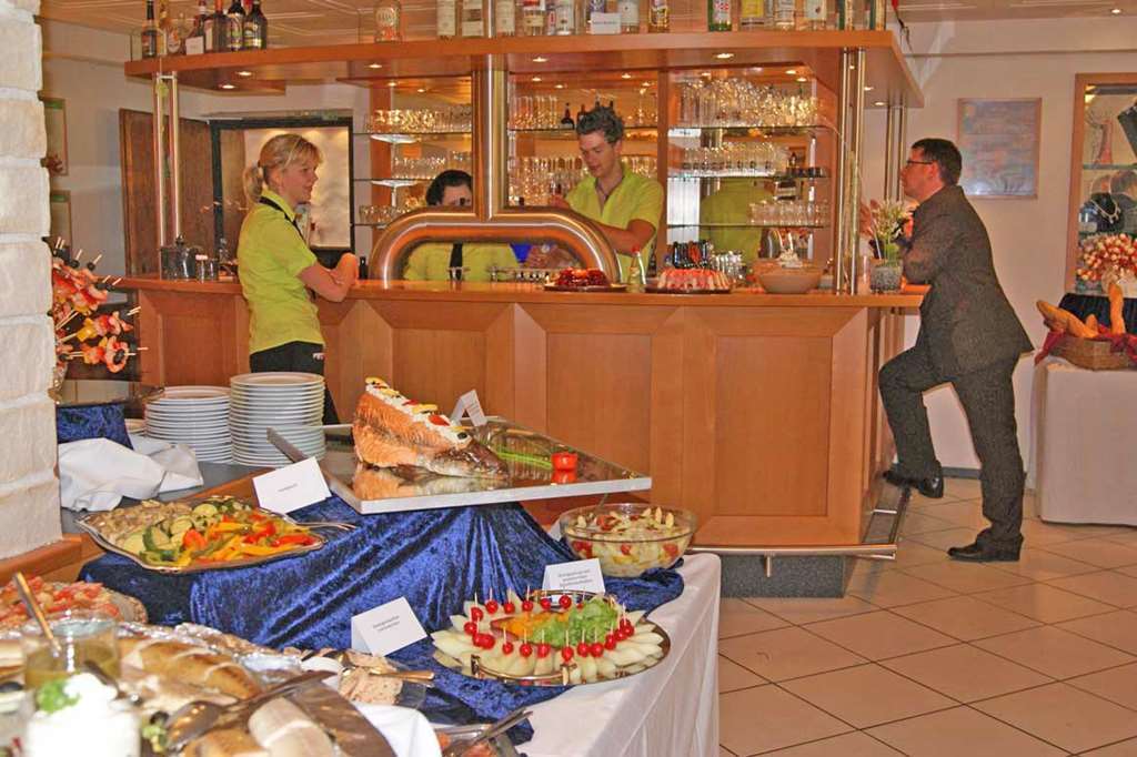Prima Hotel Strandcafe Roßbach Restaurant foto
